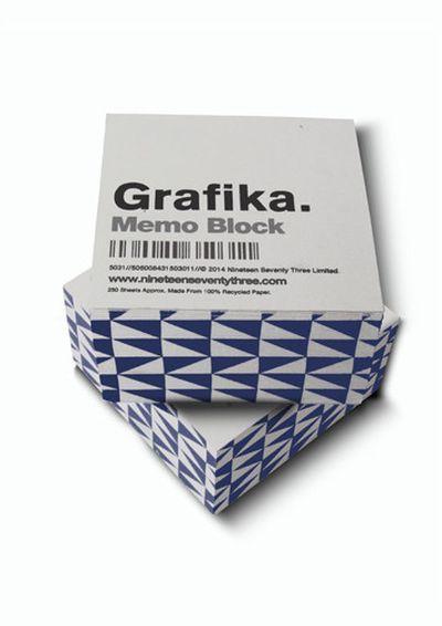 MÄRKMEPLOKK GRAFIKA NAVY/WHITE TRIANGLE